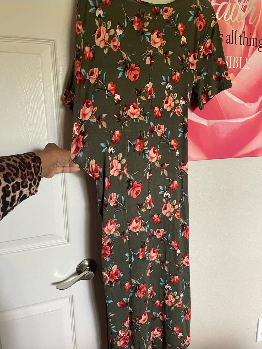 Plus Size Womens Olive Floral midi Dress with front knot  size 2X pre